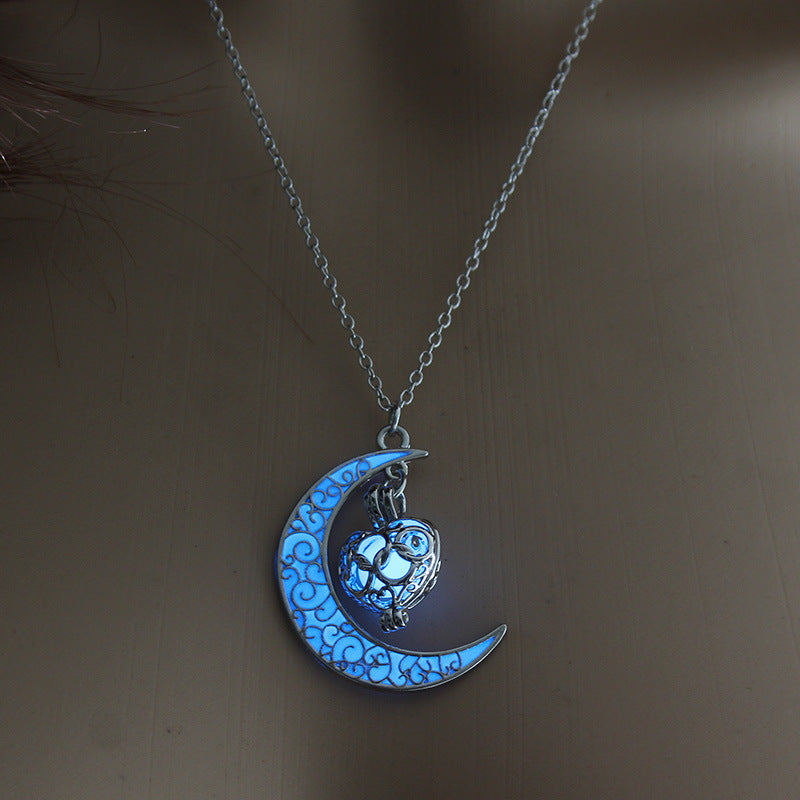 Glowing Pendant Necklaces Silver Plated Chain Necklaces Tax & Shipping included