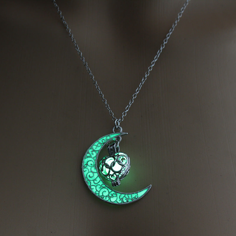 Glowing Pendant Necklaces Silver Plated Chain Necklaces Tax & Shipping included