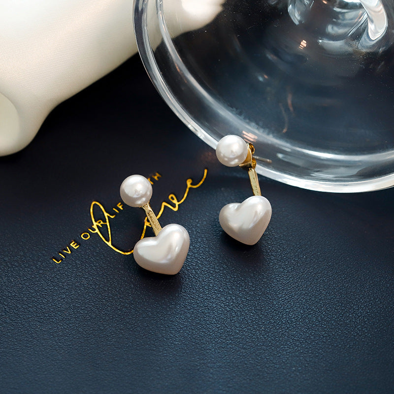 Simple Temperament Love Pearl Stud Earrings - One7K