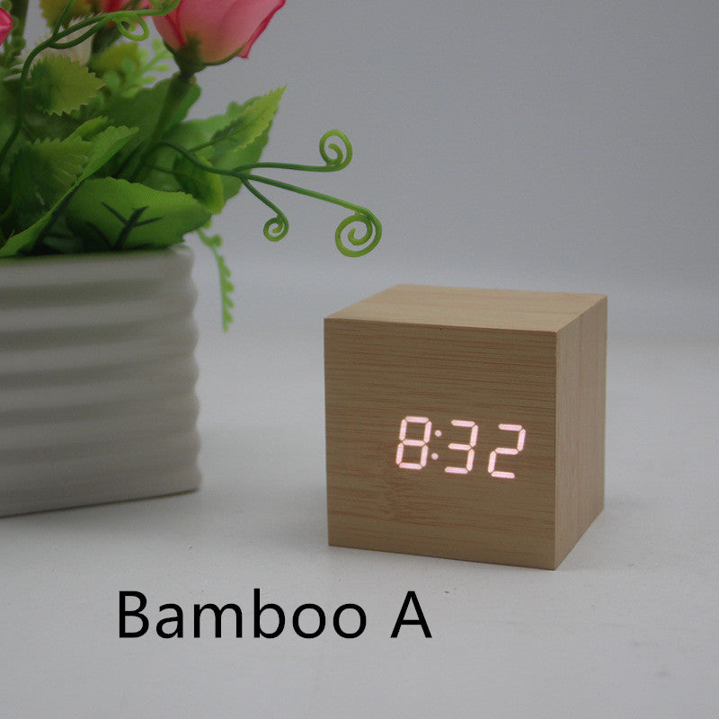 Minimalist Cube shaped sound-sensitive wooden digital clock with temperature display - One7K