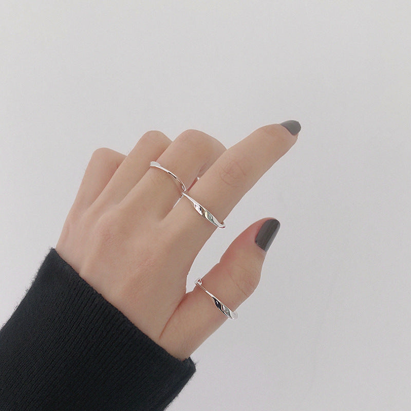 Minimalist Mobius Twisted  Female Silver Ring - One7K