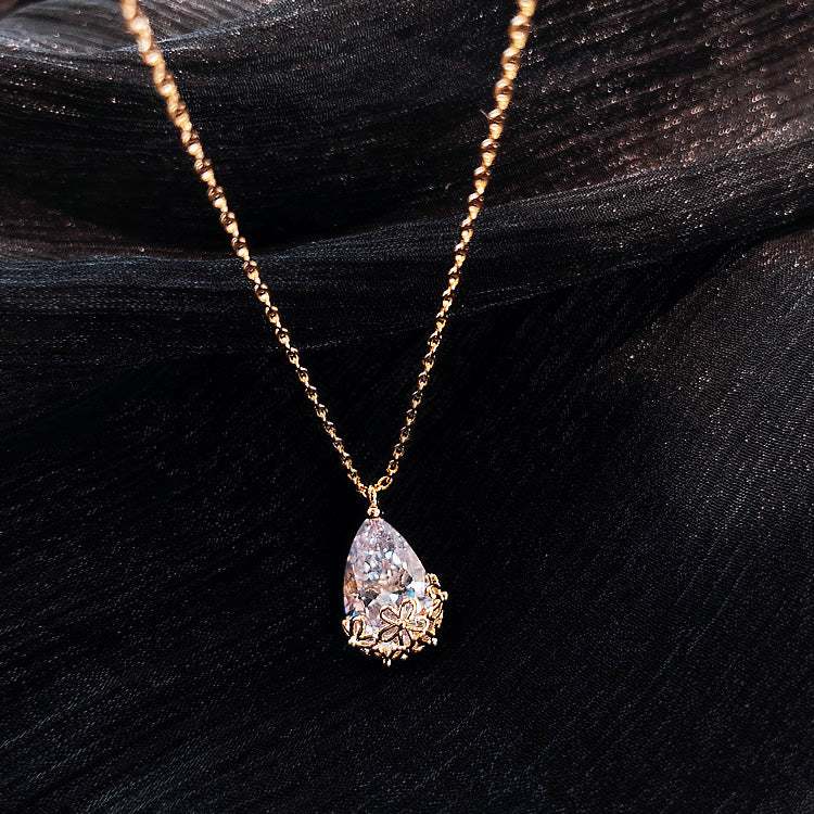 Crystal Water Drop Pendant Necklace Women - One7K