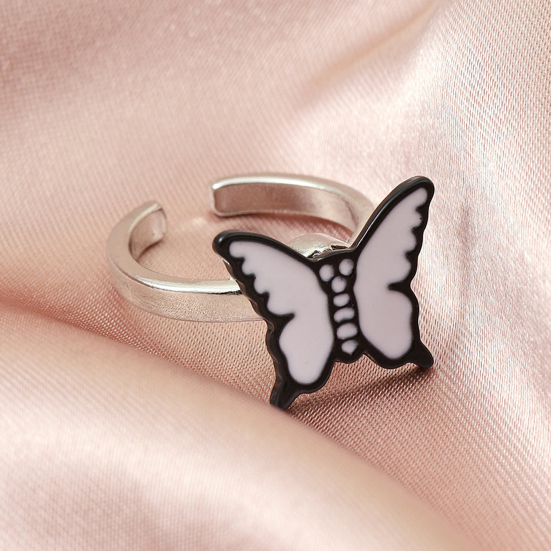 Fashion The Same Sweet Butterfly Revolving Ring - One7K