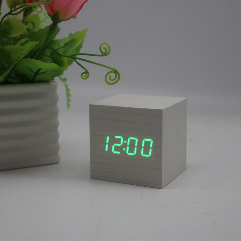 Minimalist Cube shaped sound-sensitive wooden digital clock with temperature display - One7K